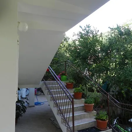 Apartment Maric *